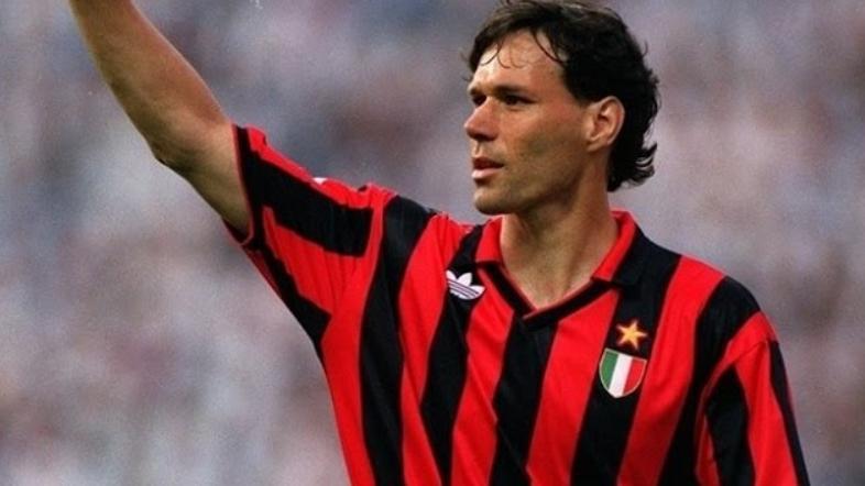 九游体育app官网下载-米兰前队医：大家都反对范巴斯滕手术，古利特被狗咬后和我开玩笑